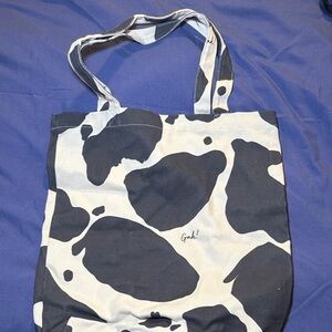 Lisa says Gah cow tote